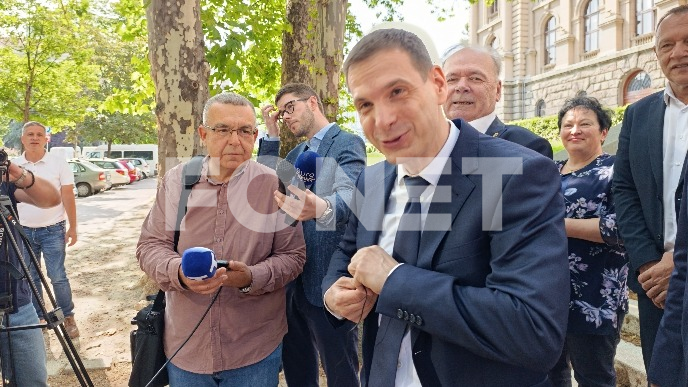 Podrška izlasku iz Parlamenta